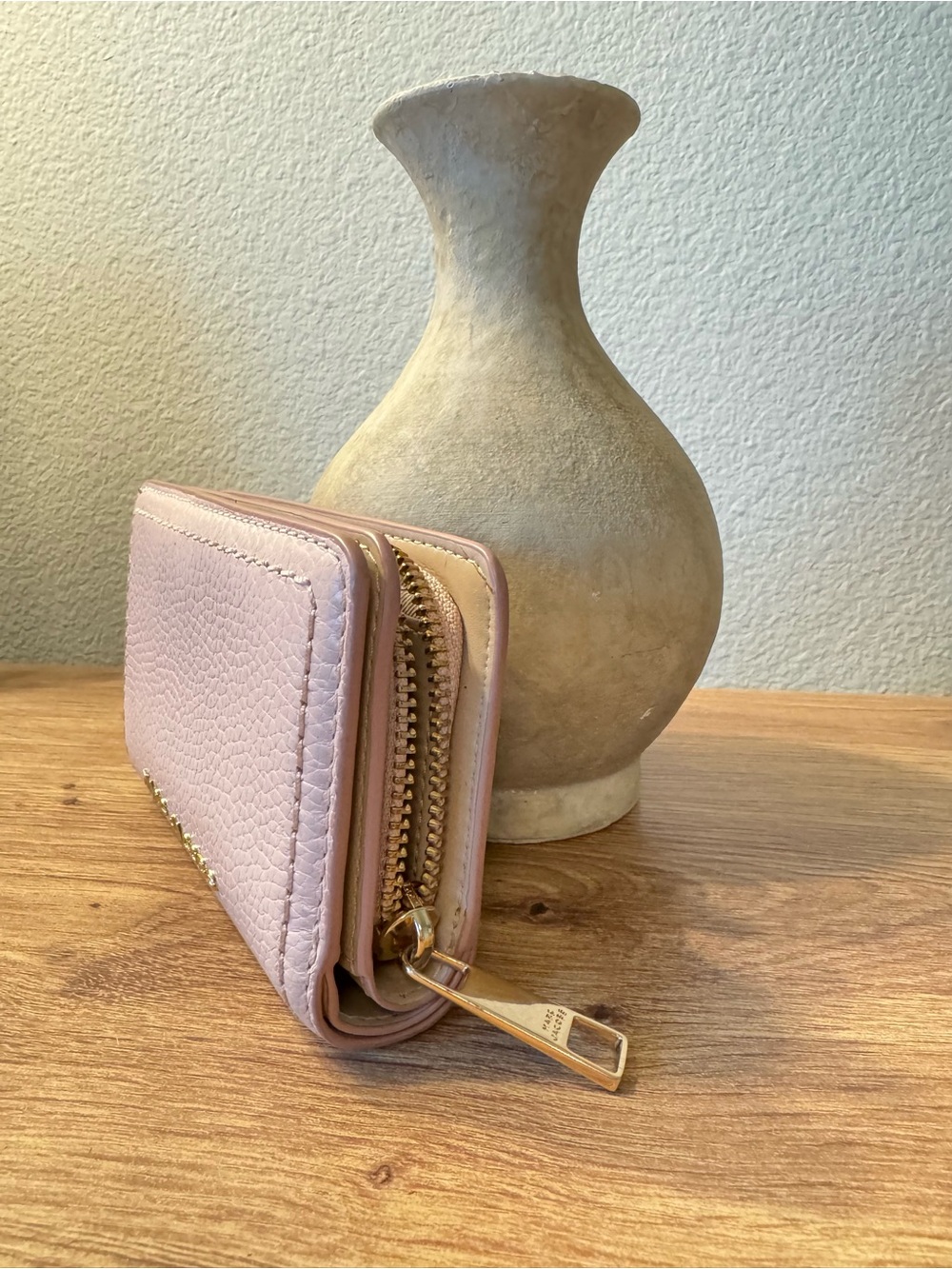 Marc Jacobs Topstitched Compact Zip Card Wallet Pink Leather - Picture 3 of 7